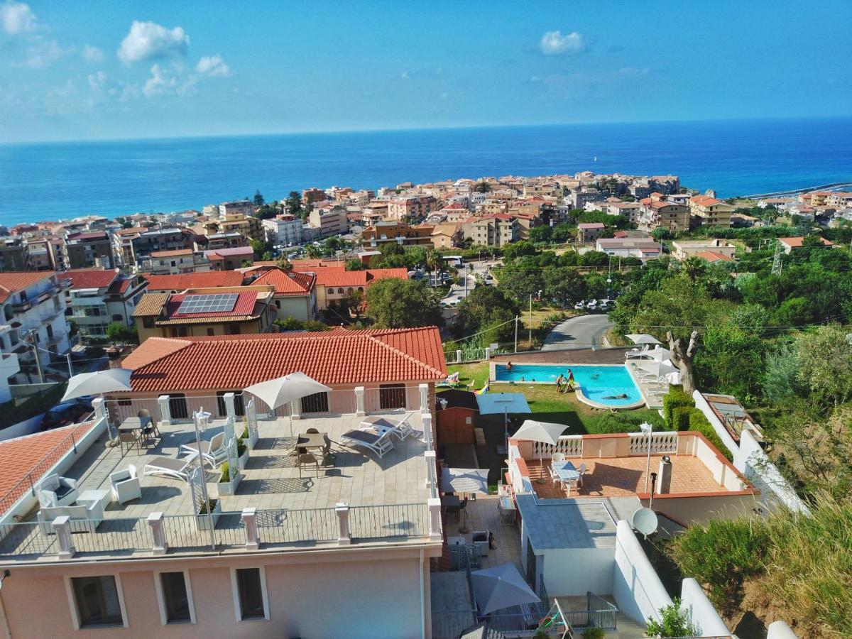 Appartamenti Borgo Panoramico N 5 トロペーア エクステリア 写真