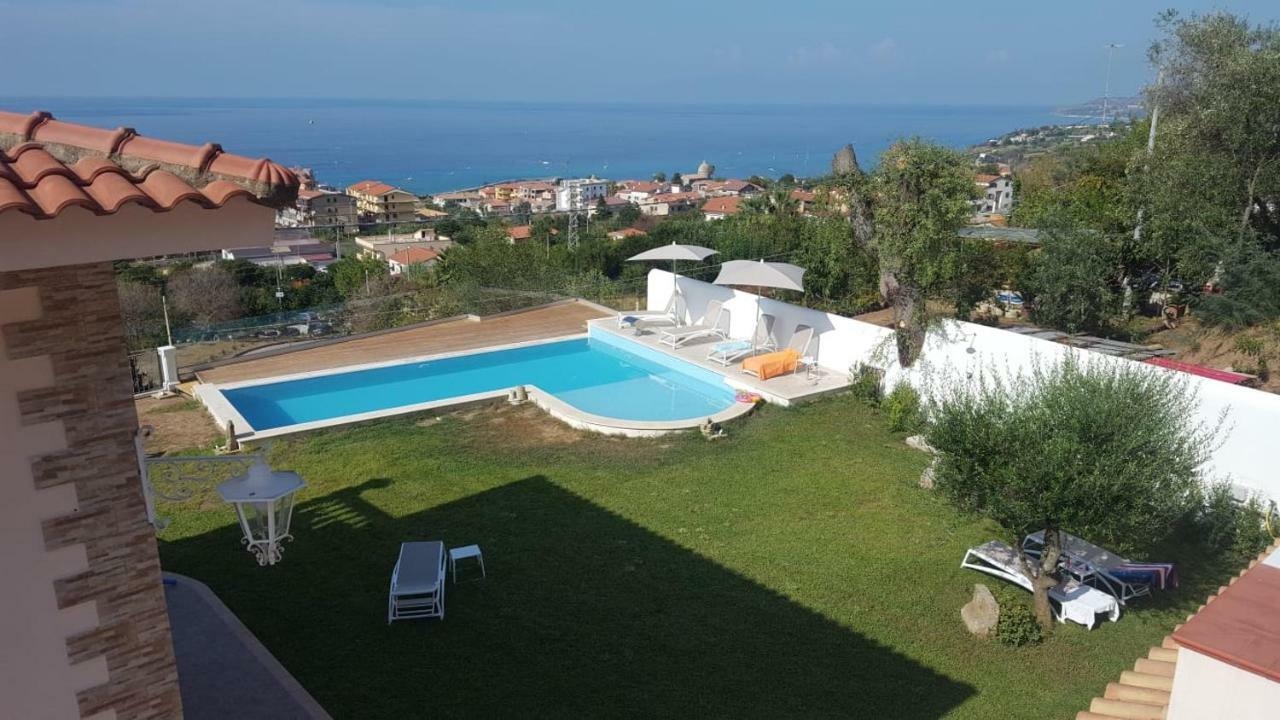Appartamenti Borgo Panoramico N 5 トロペーア エクステリア 写真