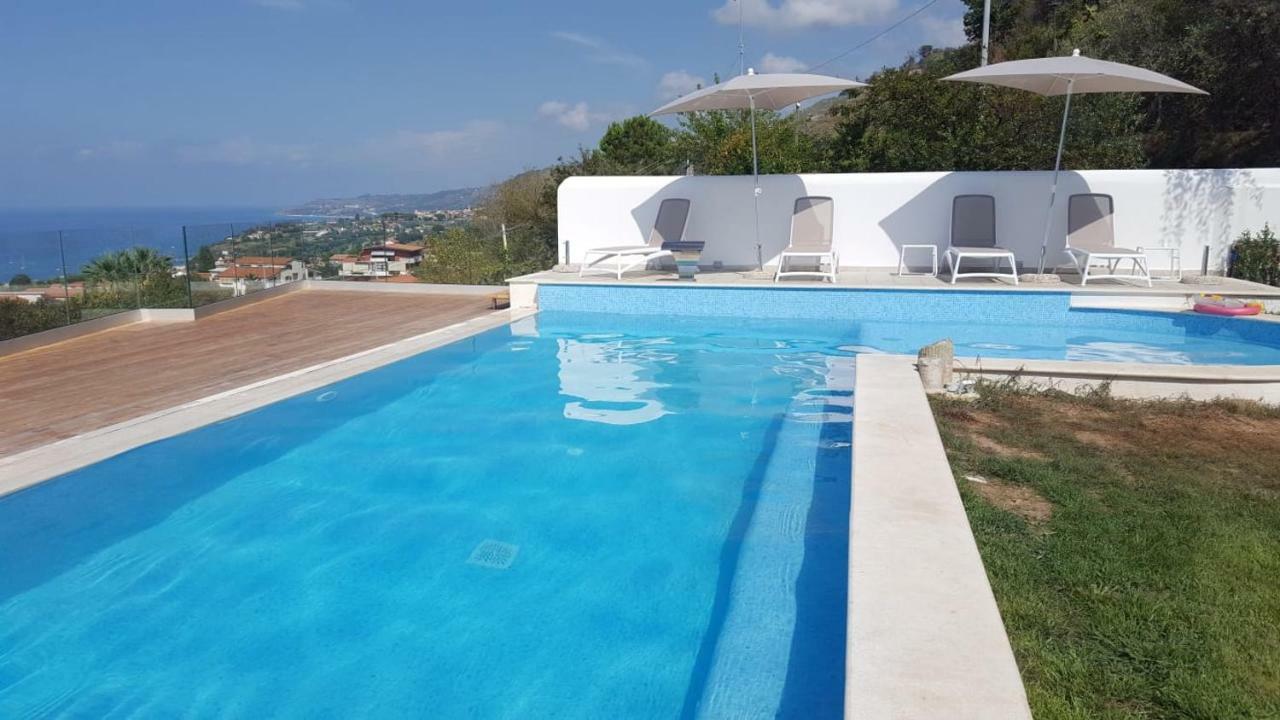 Appartamenti Borgo Panoramico N 5 トロペーア エクステリア 写真