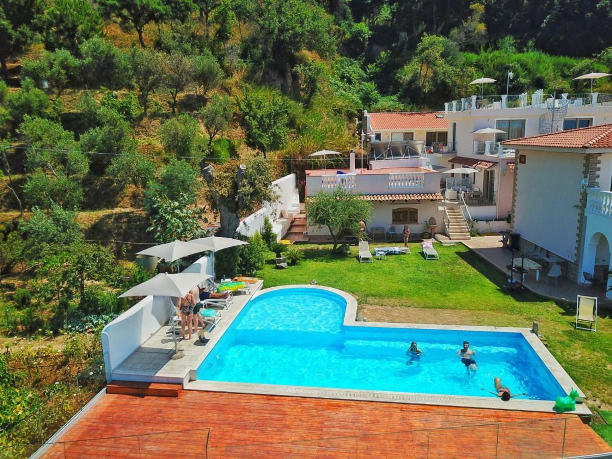 Appartamenti Borgo Panoramico N 5 トロペーア エクステリア 写真